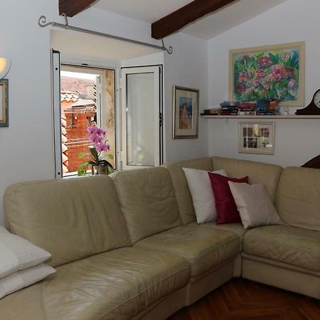 Princess Dora'S Apartment Dubrovnik Bagian luar foto